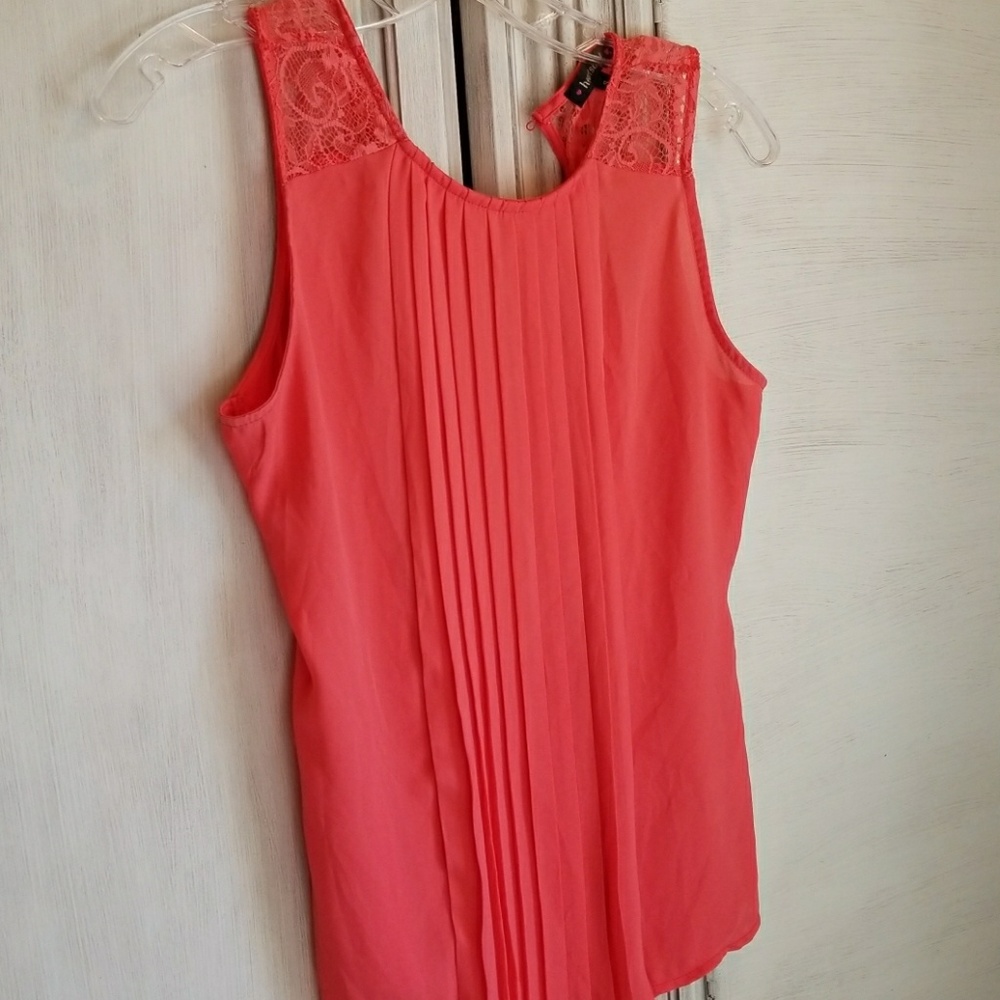 Coral sleeveless top